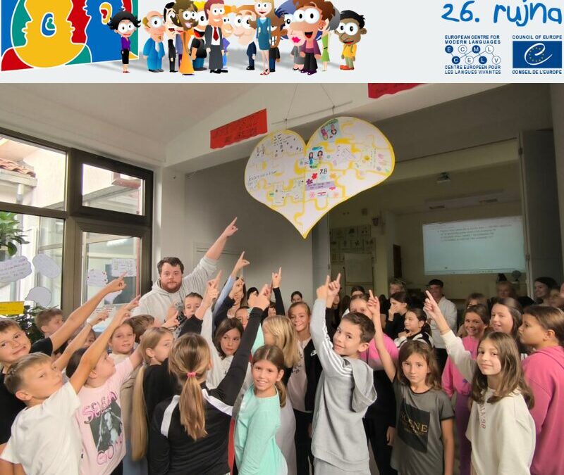 Srce s lijepim porukama za Europski dan jezika