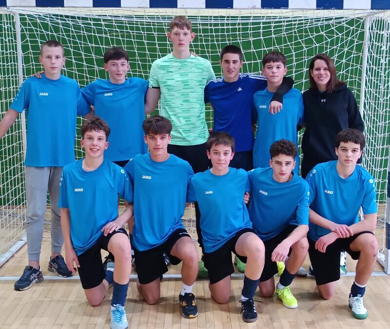 Učenici OŠ Kostrena izborili završnicu Županijskog prvenstva u futsalu