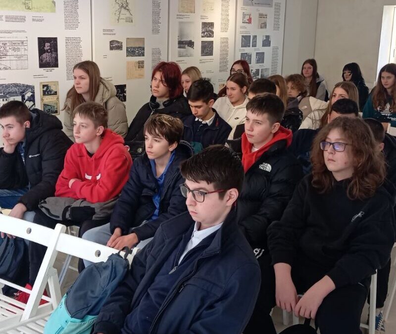 Nastava Povijesti u Lipi i Podhumu