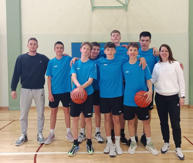 Sjajan uspjeh naše škole na županijskom natjecanju iz košarke